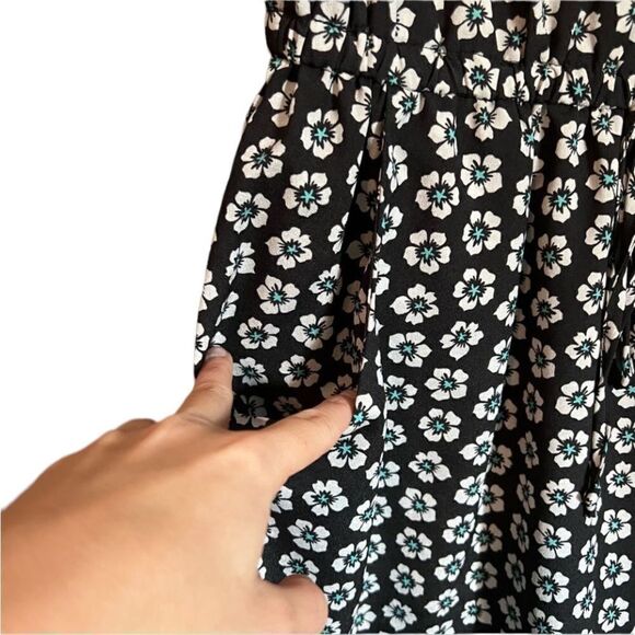 3 for $30! BeBop floral patterned sleeveless dress - Picture 8 of 13
